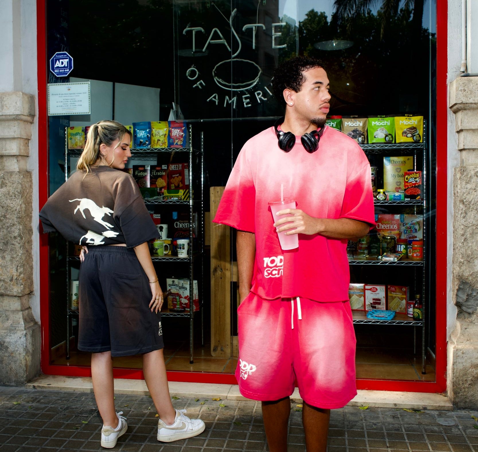 Pantalon corto marrón · SUMMER DROP